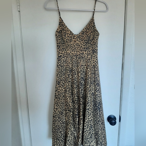 Gorgeous Farm Rio Jaguar Midi Dress NWT - Picture 3 of 8
